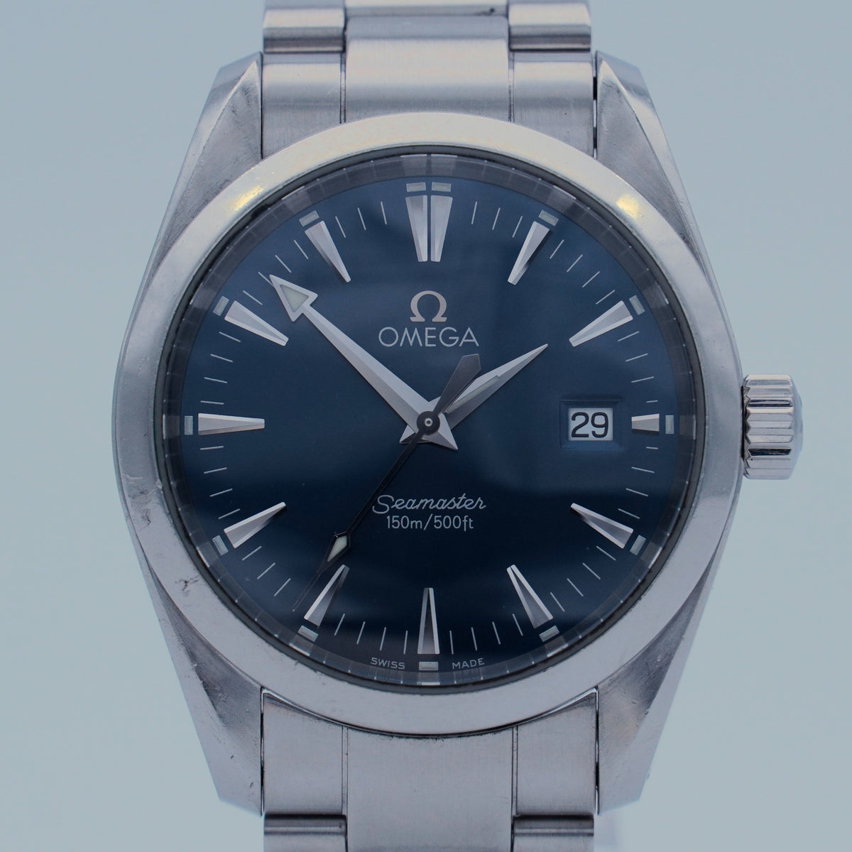 Omega 2518.80 – Frontansicht des angebotenen Exemplars