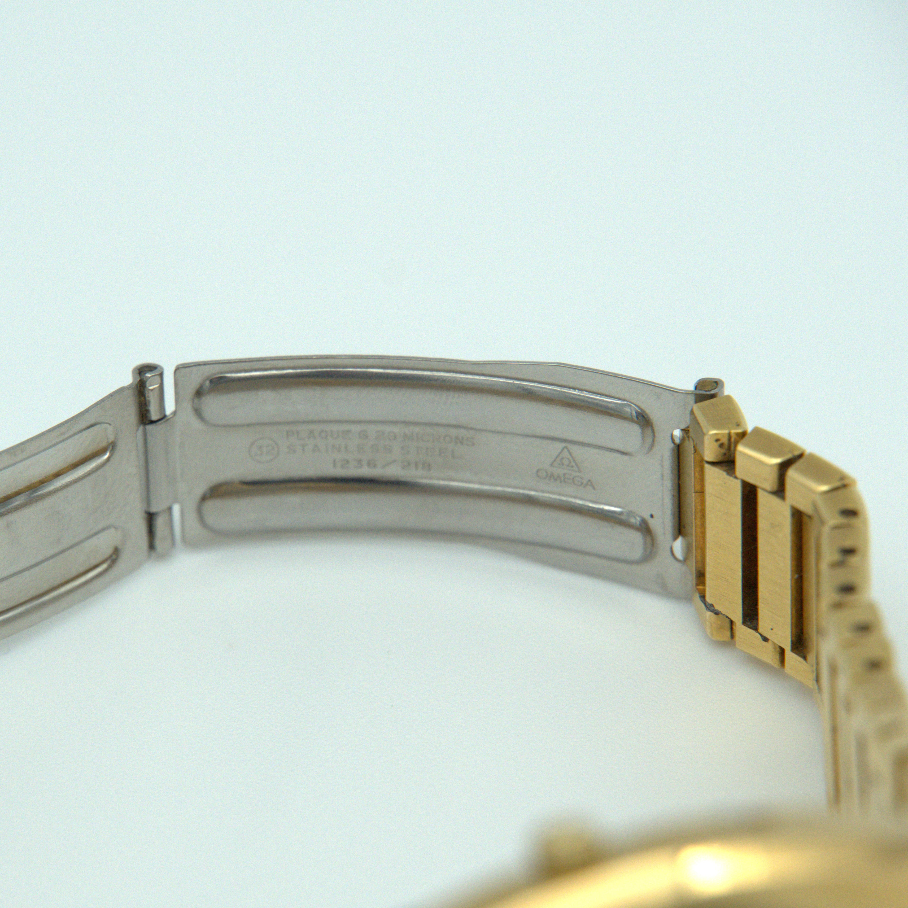 Omega Megaquartz 32KHz 39mm