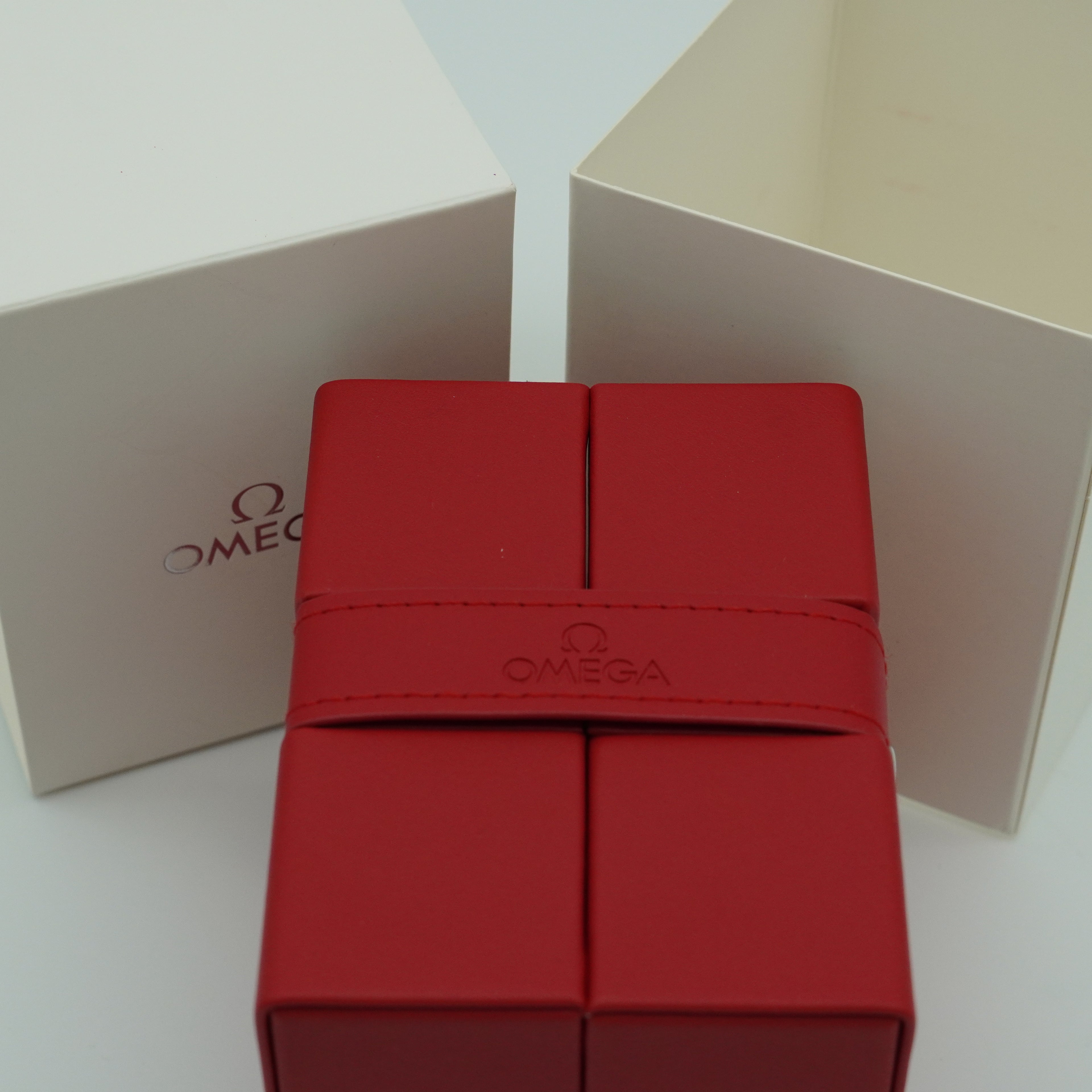Omega Reisebox Neu mit Karton