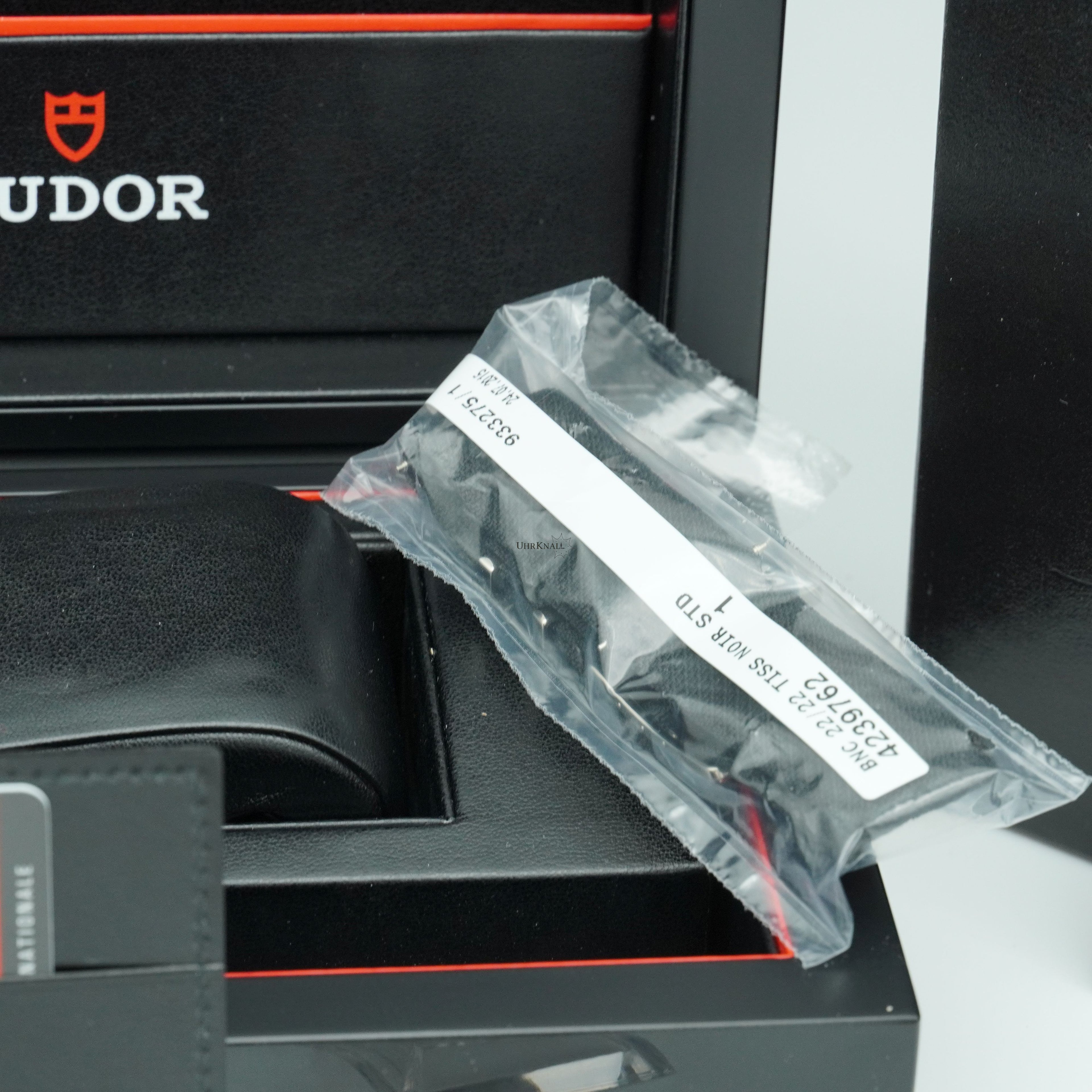Tudor Black Bay Heritage 41mm