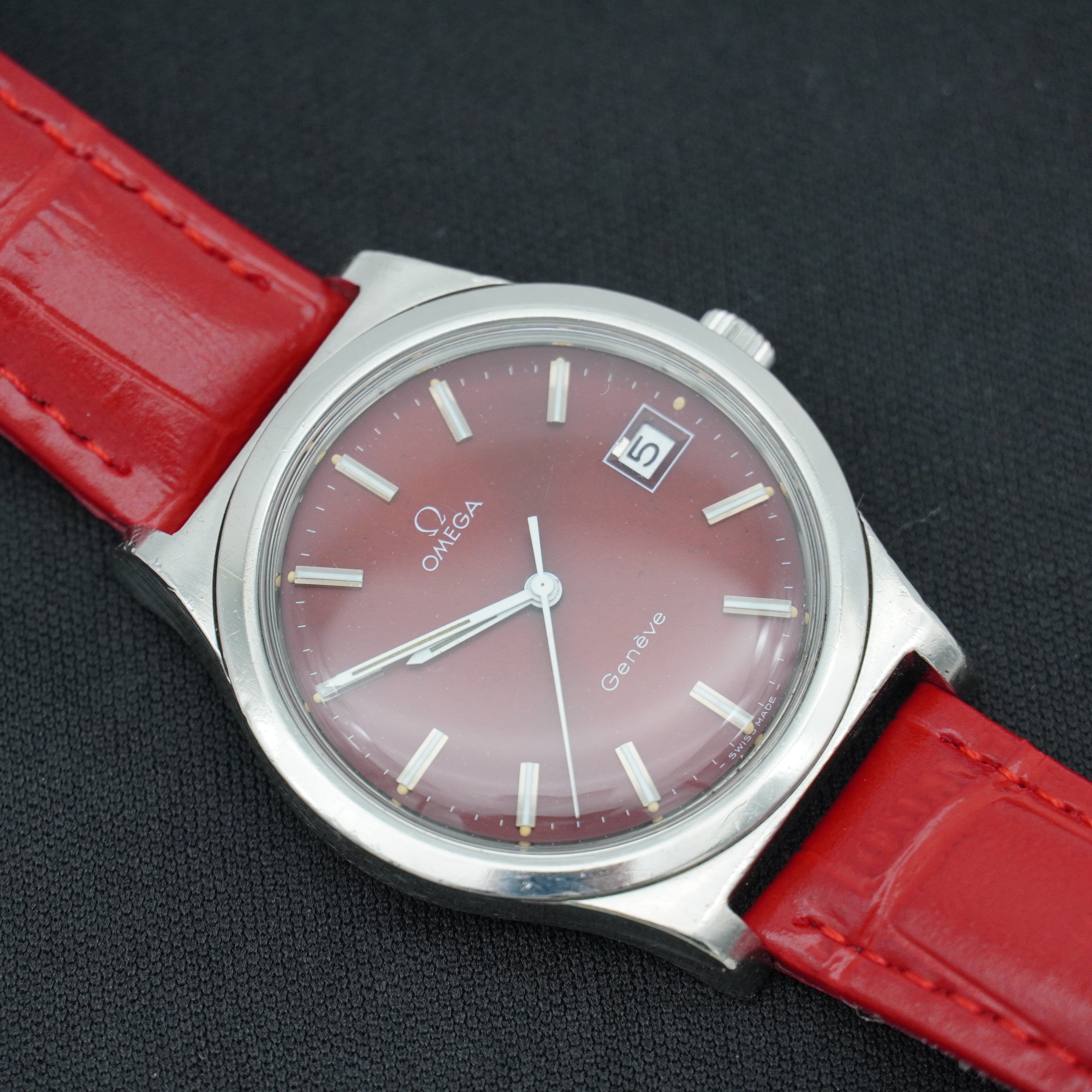 Omega Genève 136.0102