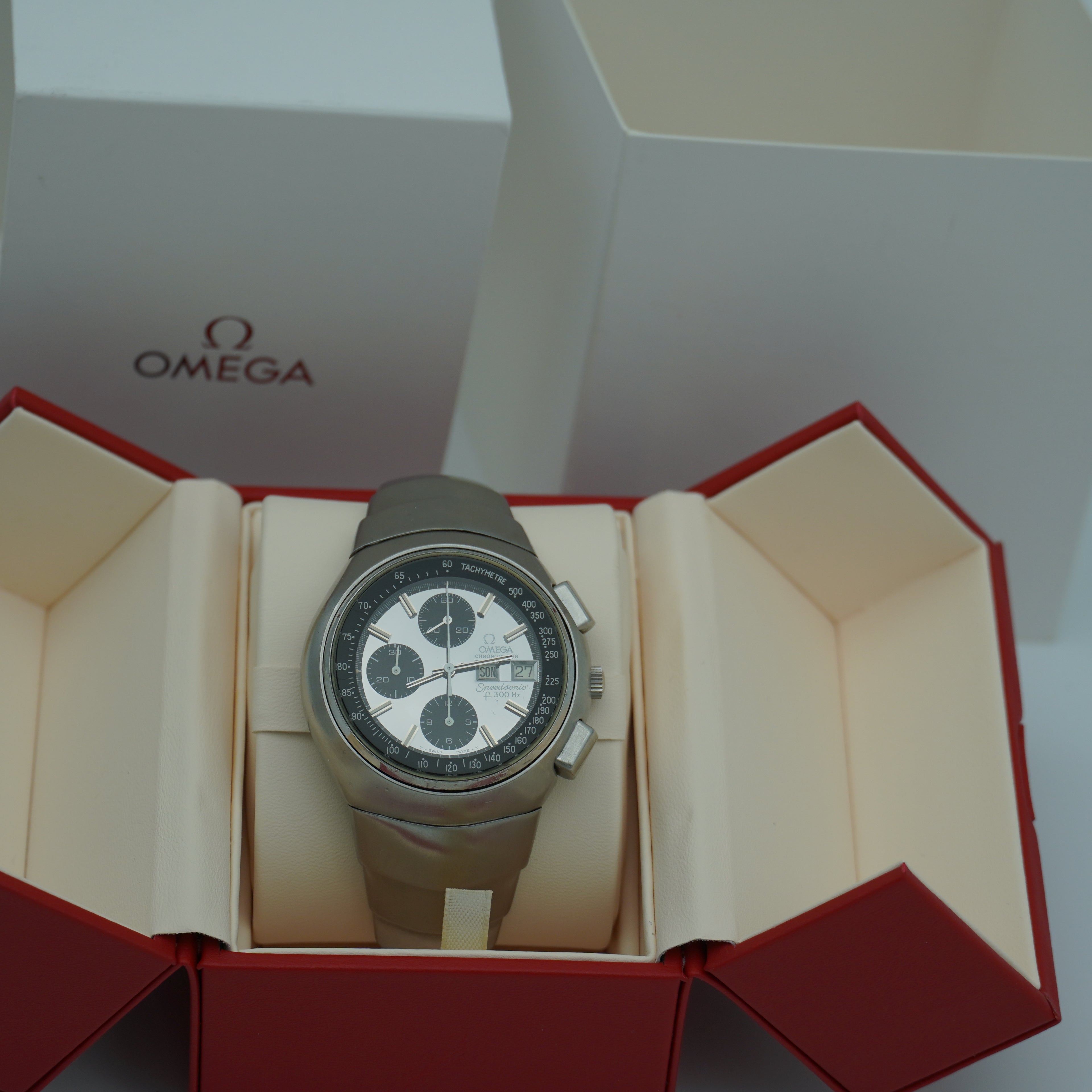 Omega Speedsonic "Lobster" F300 Hz 44mm