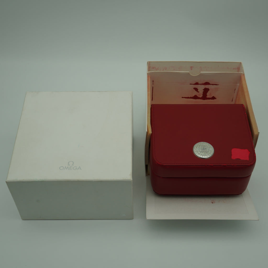 Omega Speedmaster Triple-Date 39mm