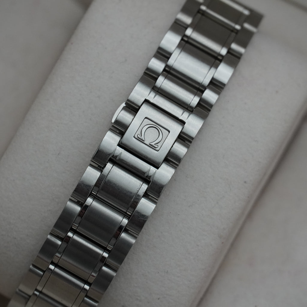 Omega Speedmaster Date Automatic