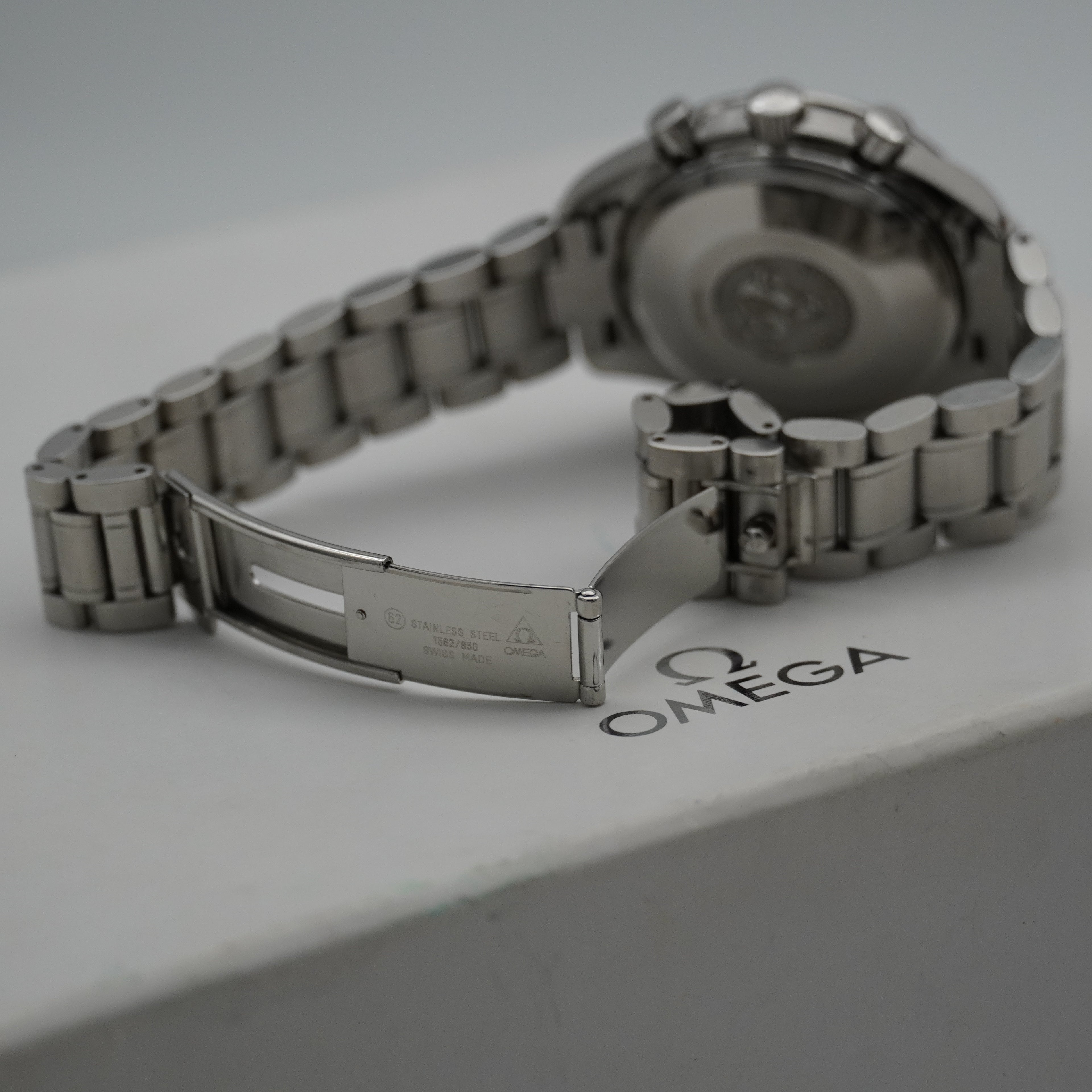 Omega Speedmaster Date Automatic