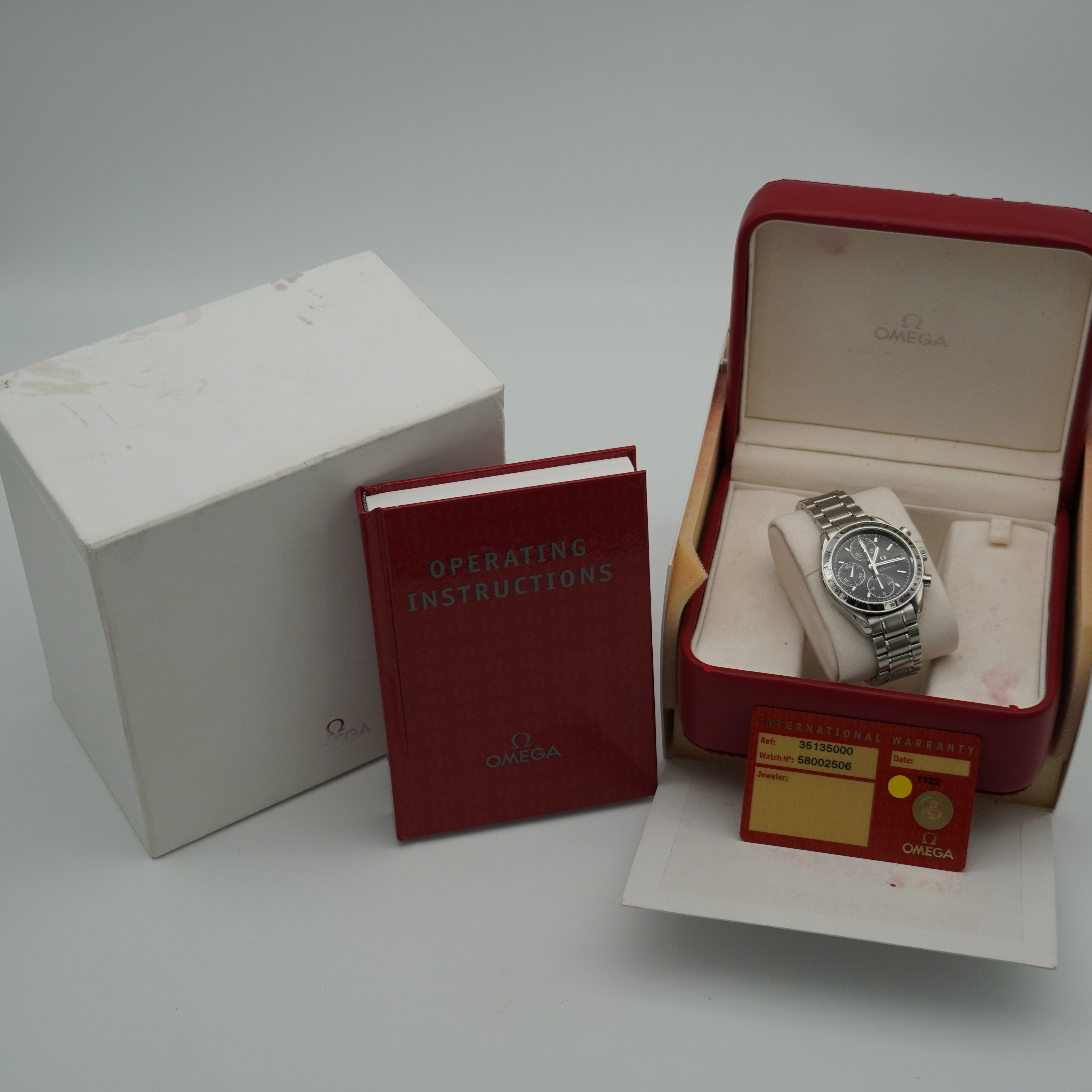 Omega Speedmaster Date Automatic