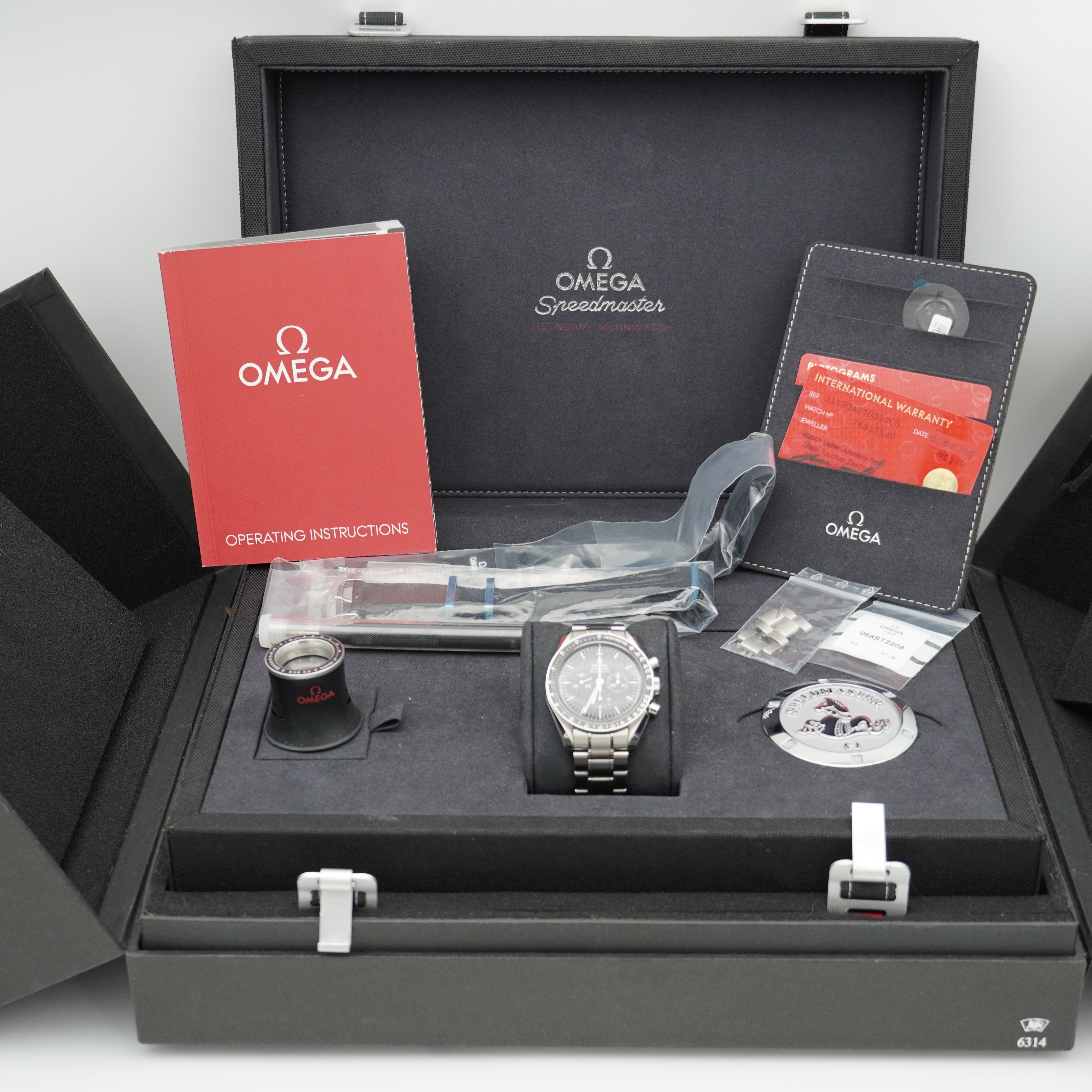 Omega Speedmaster Professional Moonwatch