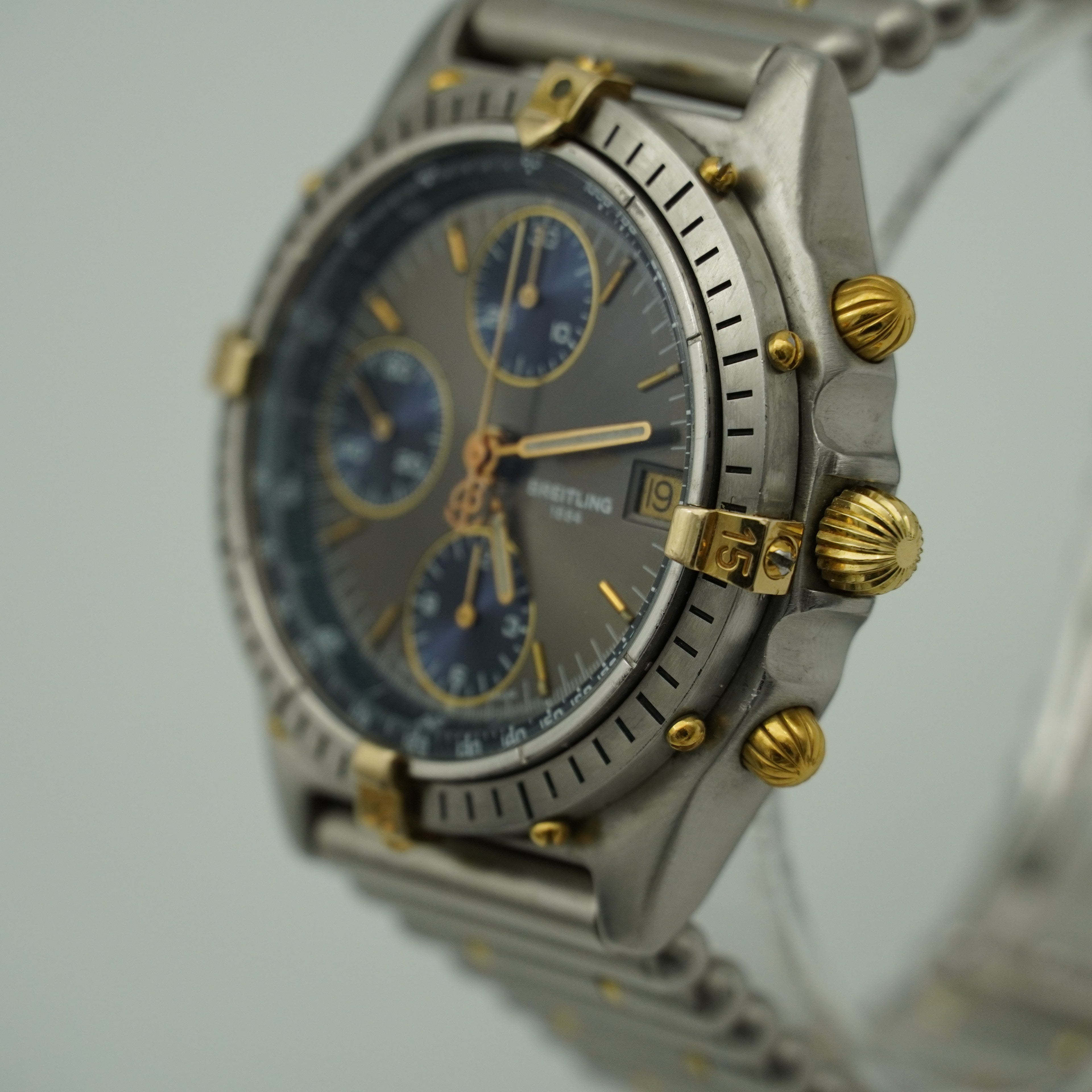 Breitling Chronomat B13047