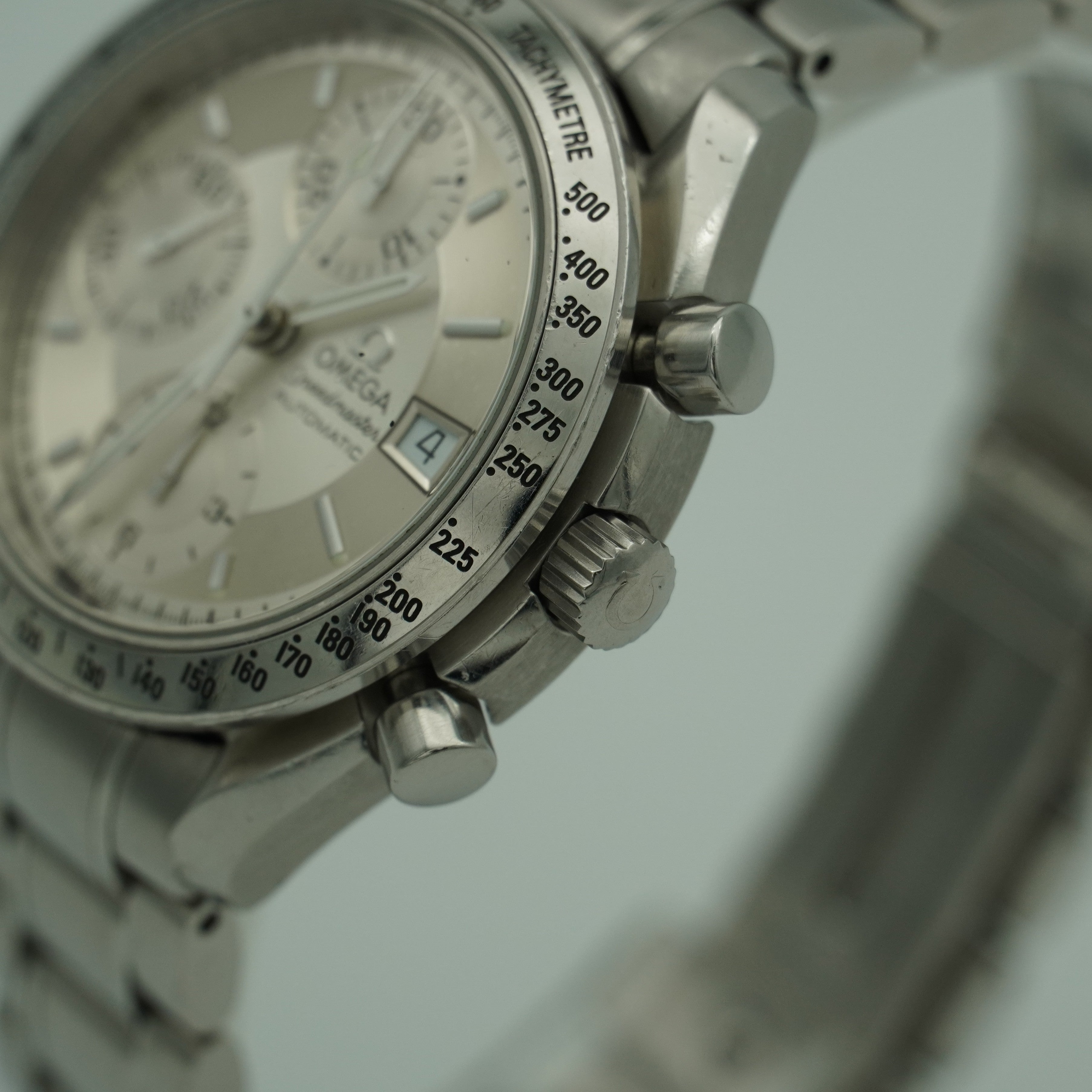 Omega Speedmaster Date Automatik