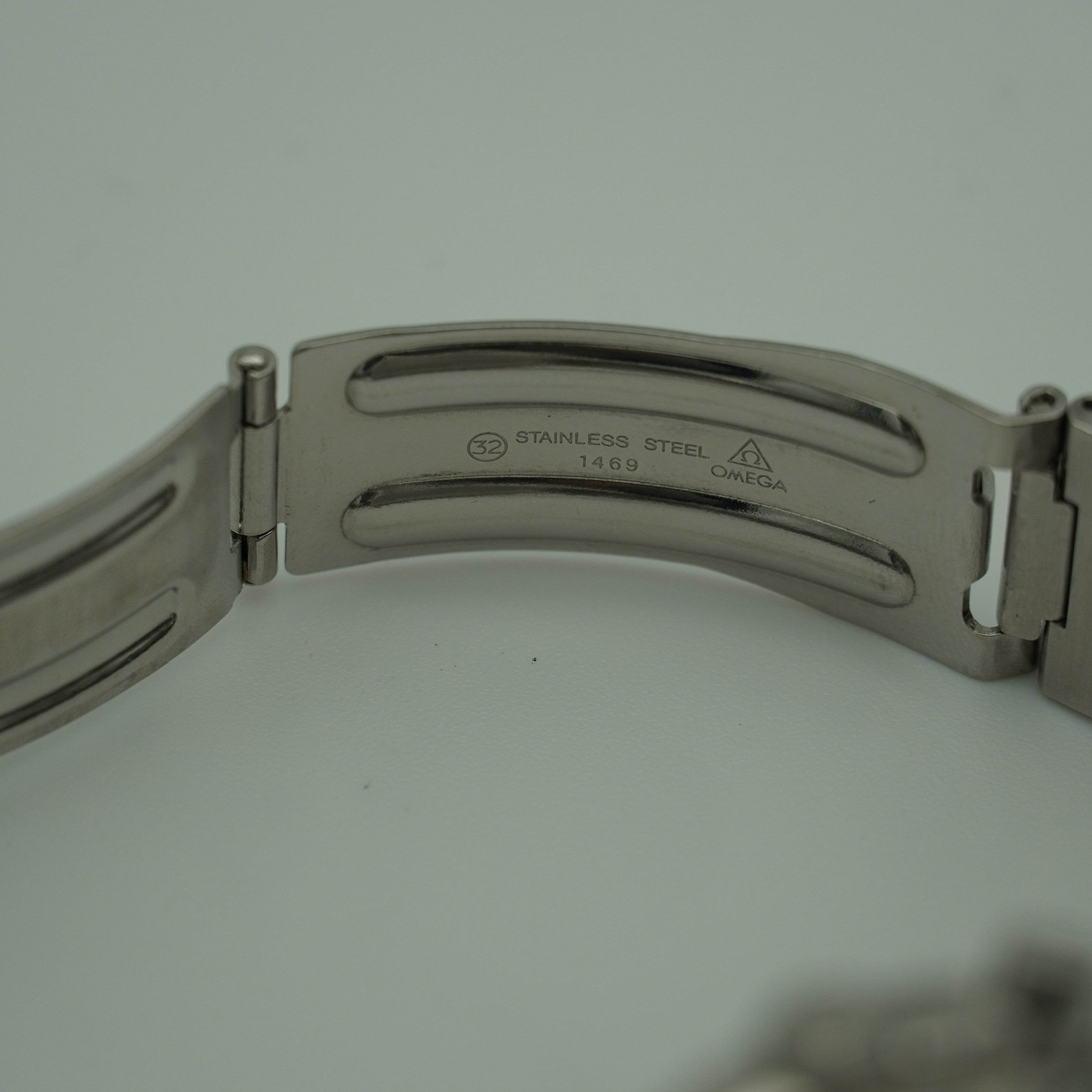 Omega Speedmaster Date Automatik