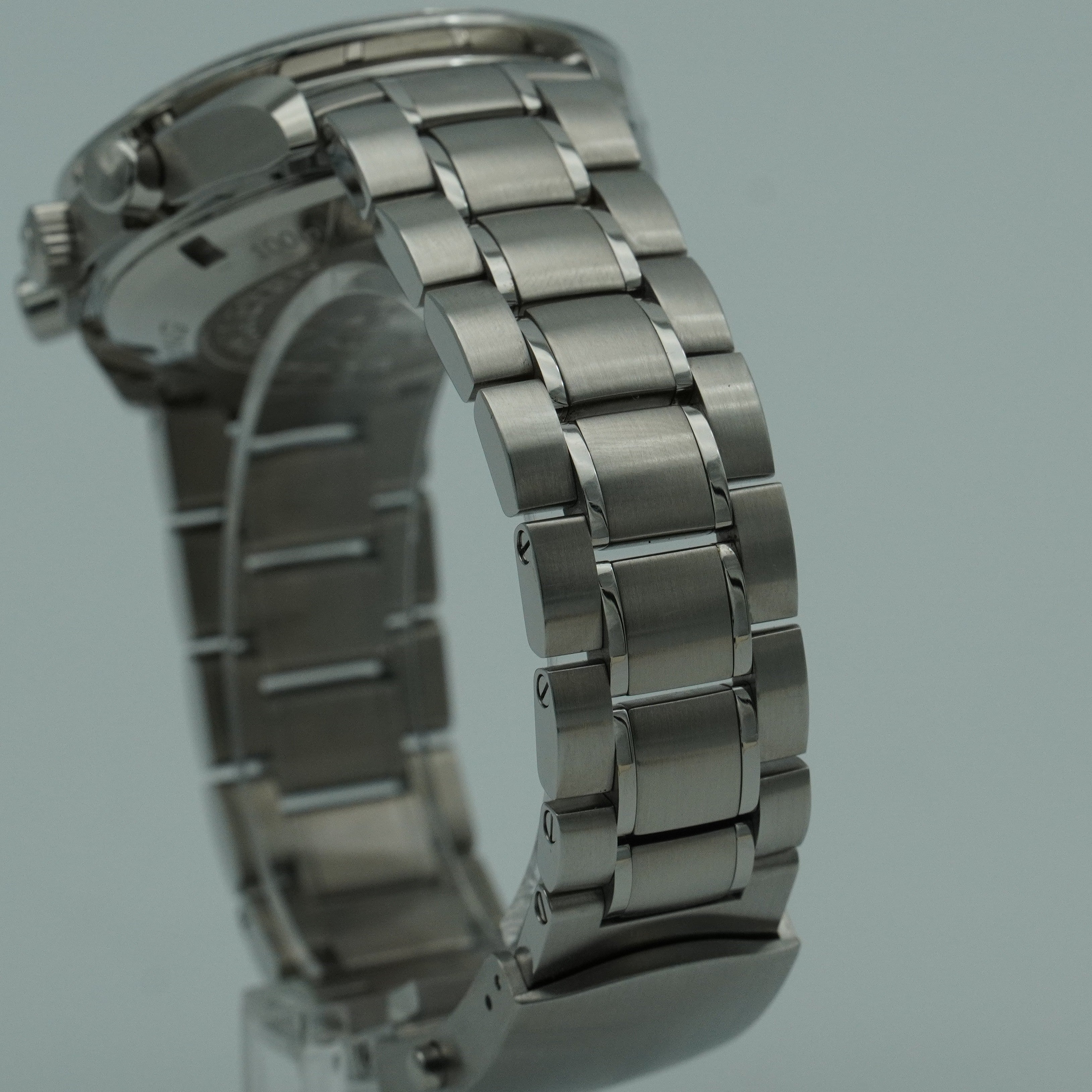 Omega Speedmaster Racing