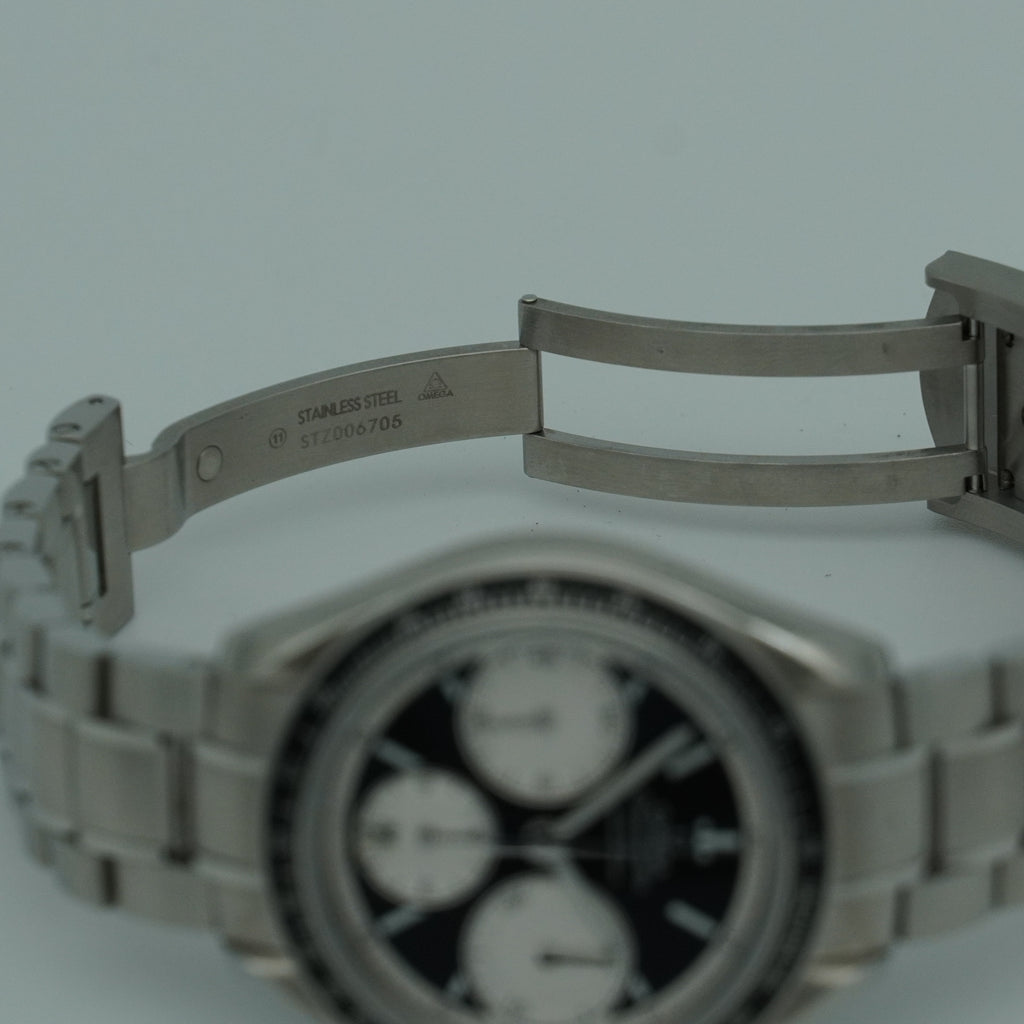 Omega Speedmaster Racing