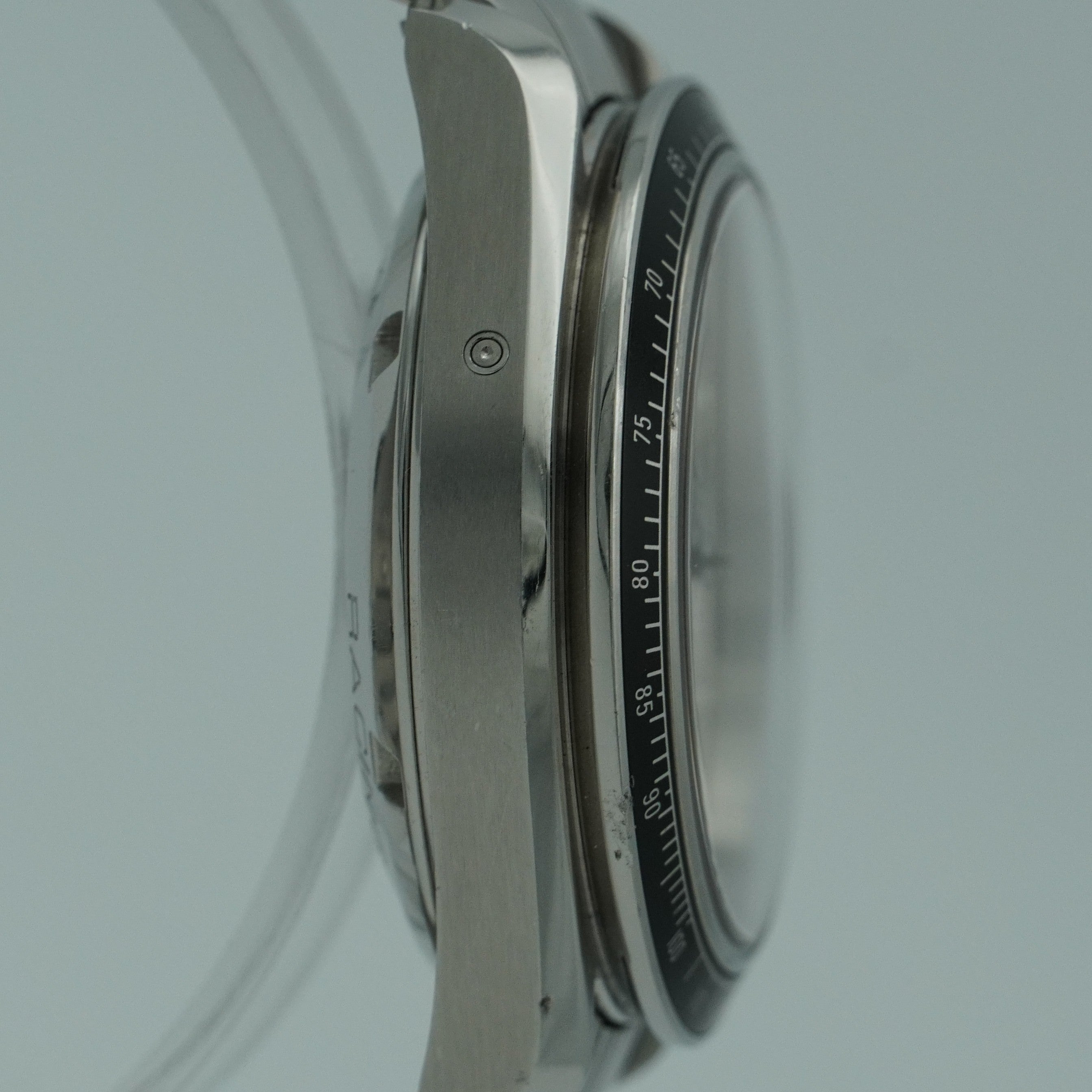 Omega Speedmaster Racing
