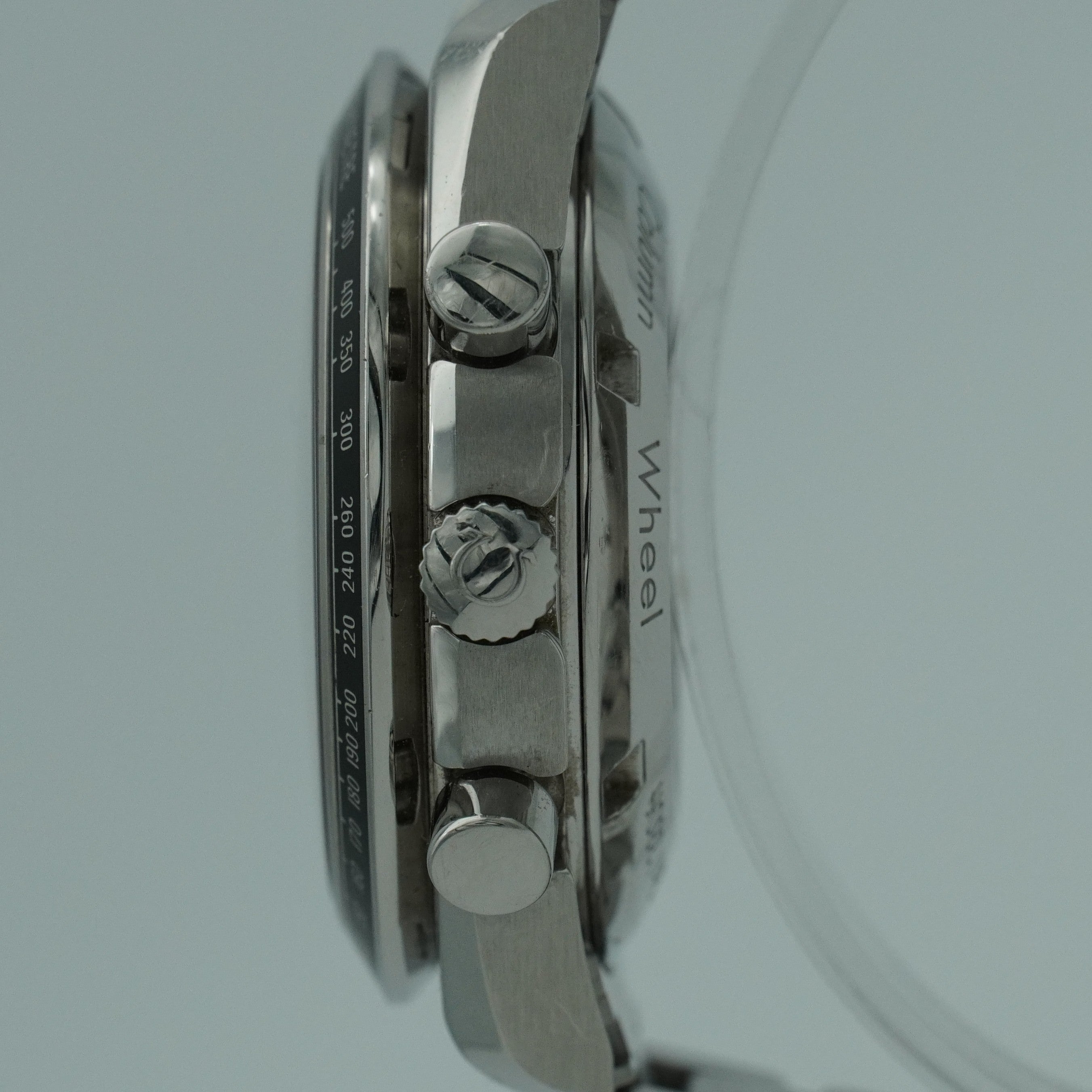 Omega Speedmaster Racing