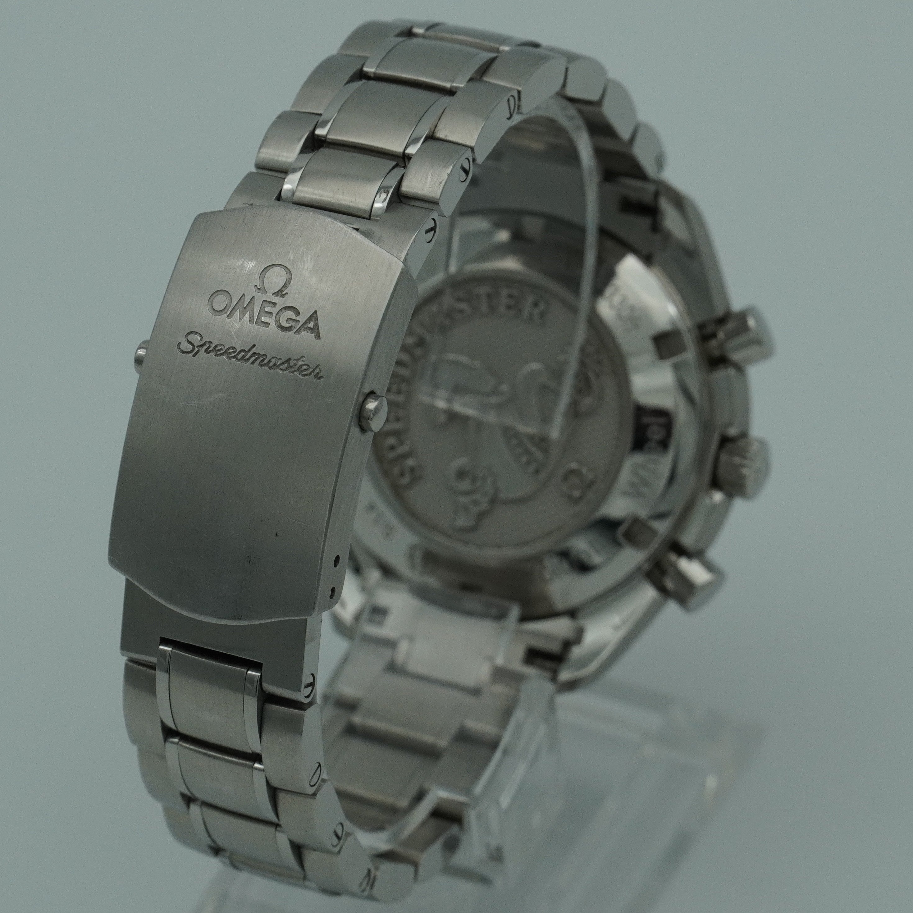 Omega Speedmaster Racing