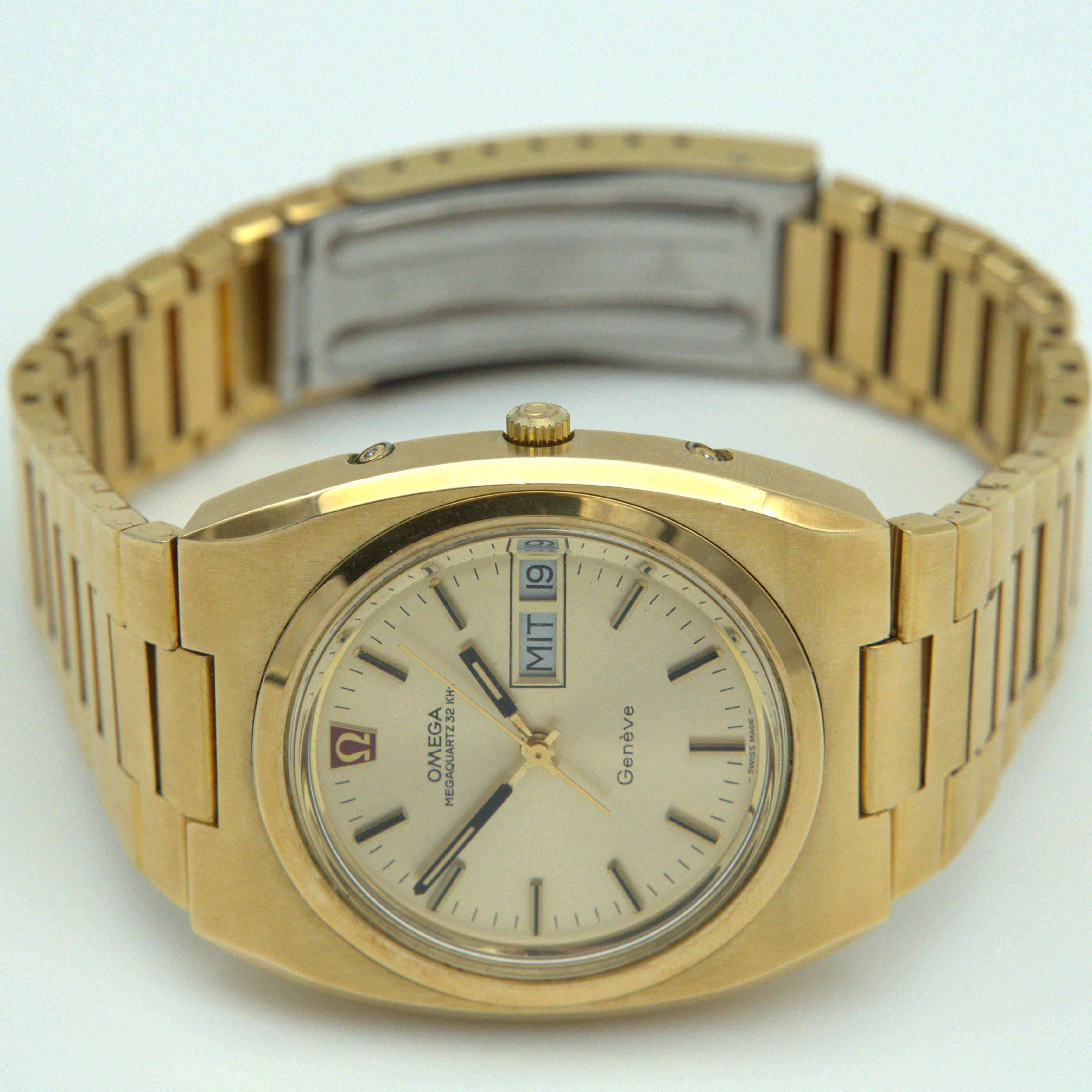 Omega Megaquartz 32KHz 39mm